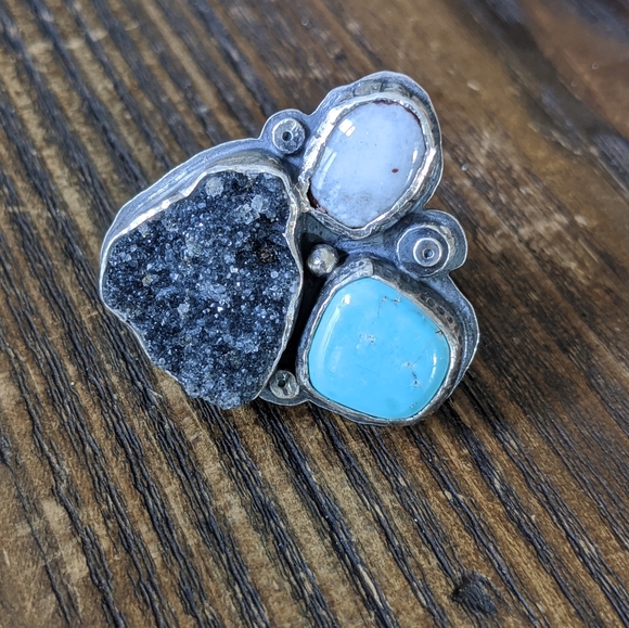 Large Sterling Silver, Turquoise, Quartz Druzy, & Enamel Statement Ring. - Picture 7 of 14